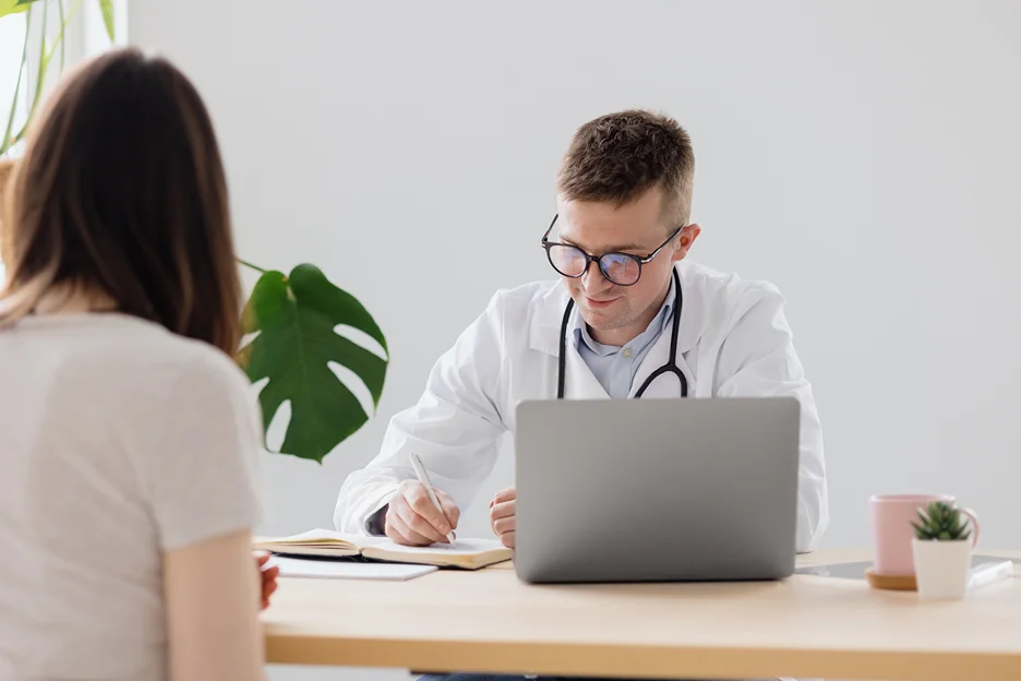 a medical doctor document patient's health record from EMR